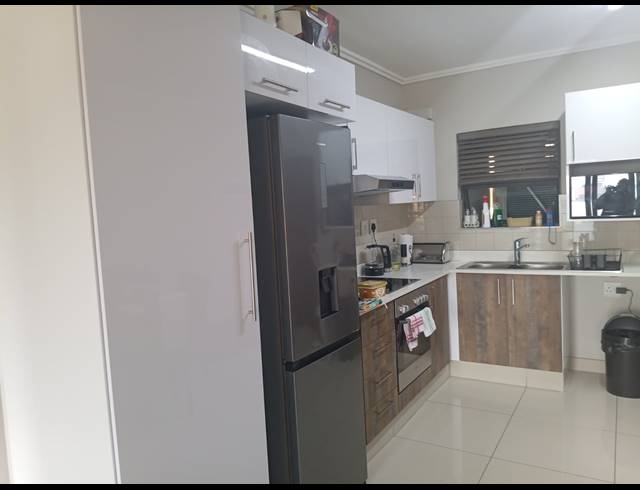 2 BEDROOM APARTMENT TO LET IN UMHLANGA RIDGE